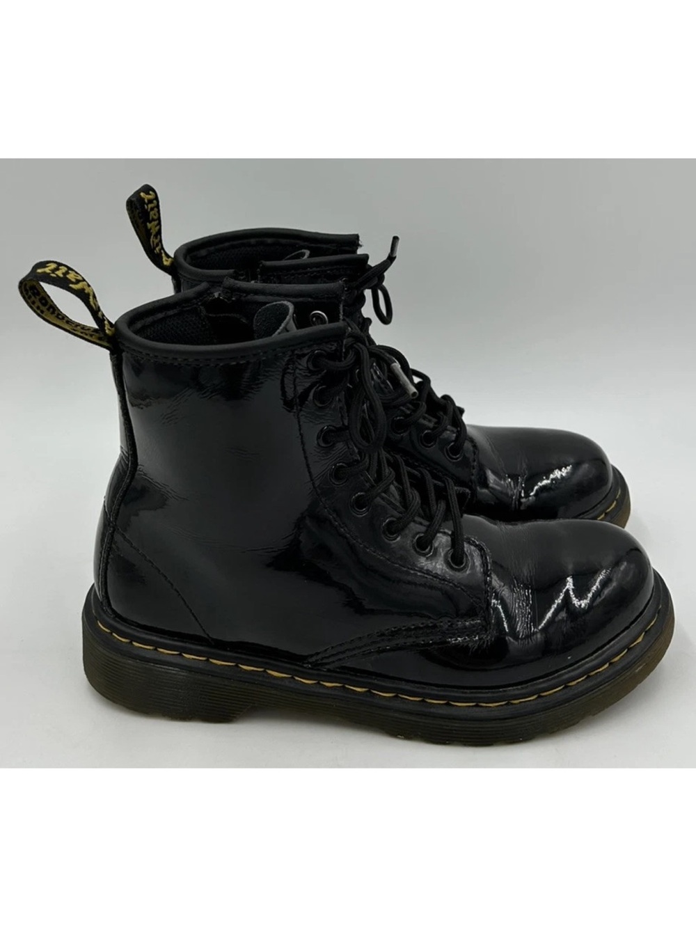 Dr. Martens Boots Black Glossy Patent Leather Girls Kids US Size 2 Junior 1460 J